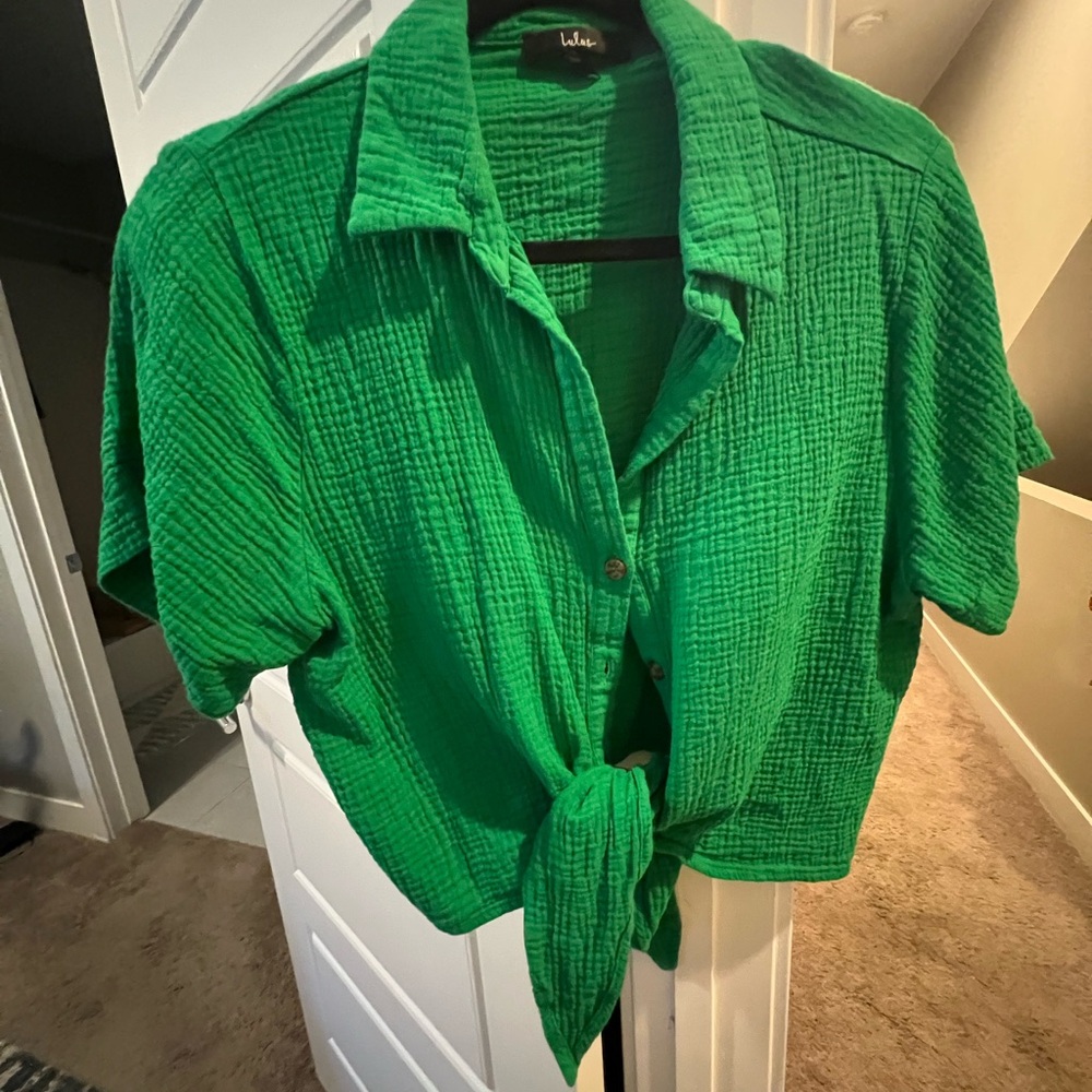 Lulu's Vibrant Green Button-Down Tie-Front Shirt